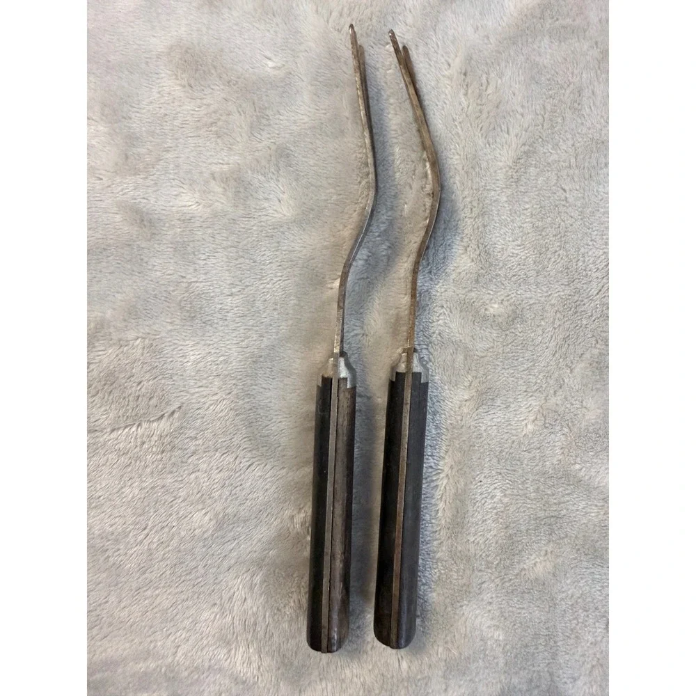 Vintage Mid Century 2 Prong Carving Serving Forks Wood Handles‎ Set of 2